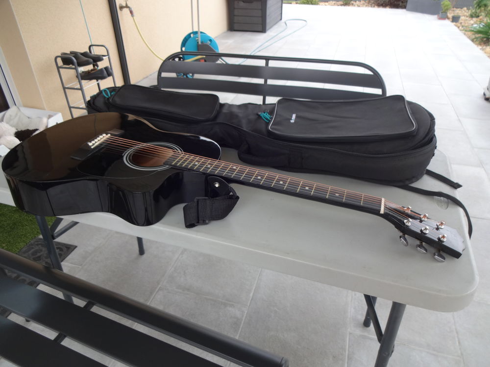 GUITARE AVE 3rd CLASSIQUE TEL / 0627473514 Instruments de musique