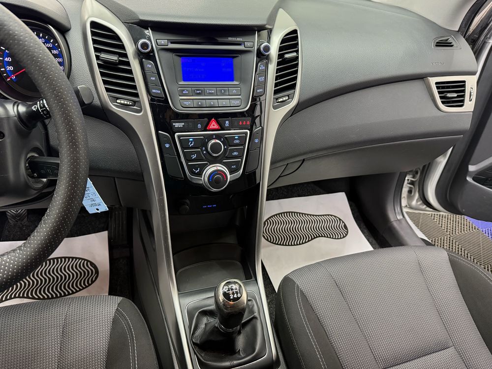 i30 1.6 CRDi 110 Blue Drive Pack Sensation 2012 occasion 69120 Vaulx-en-Velin