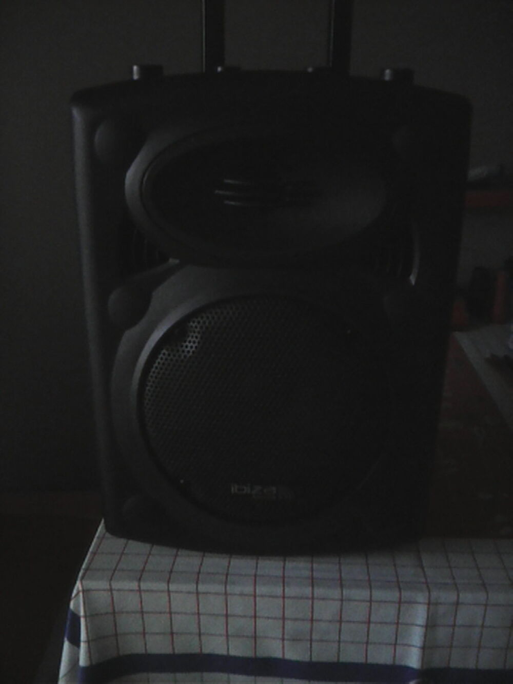 sono IBIZA 8 poids 9,2 kgs Audio et hifi