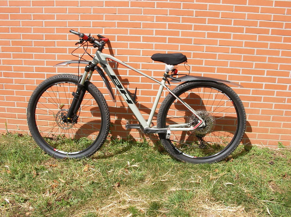 VTT TRAIL TAILLE M Vélos