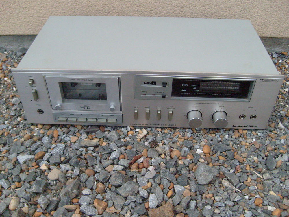 Ensemble Hifi ancien fonctionnel a r&eacute;vis&eacute; Audio et hifi