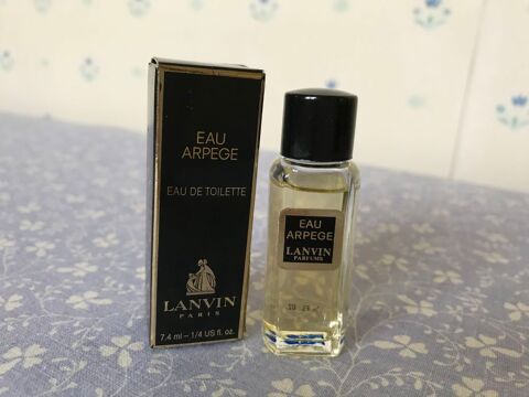 Miniature de parfum 11 Vincennes (94)