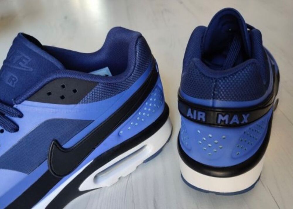 Nike air max Classic BW T44 Chaussures