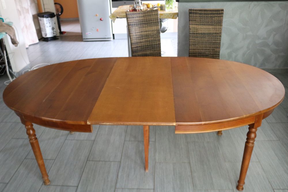 Table de s&eacute;jour avec allonges Meubles