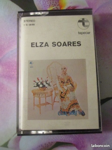 Cassette audio Elza Soares
14 H�rouville-Saint-Clair (14)