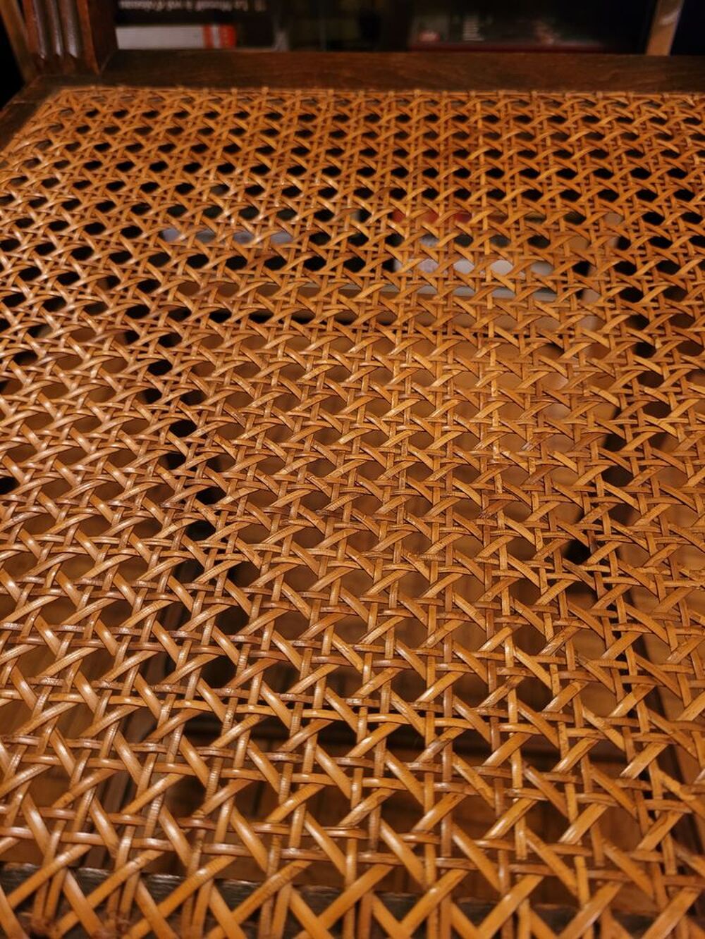 Chaises cannel&eacute;es Meubles