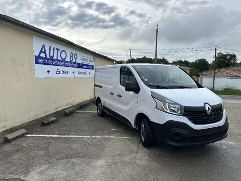 Annonce voiture Renault Trafic 9880 €
