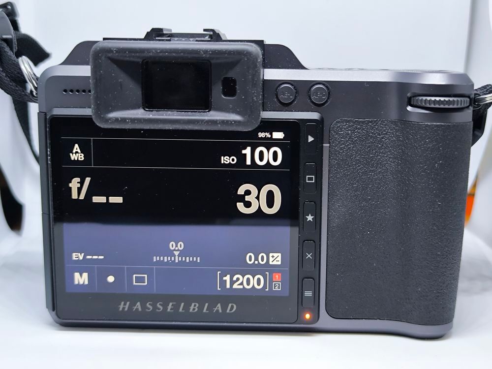 Hasselblad X1D II bo&icirc;tier nu Photos/Video/TV