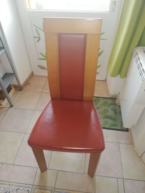 Vente de chaises 150 Maisdon-sur-Svre (44)