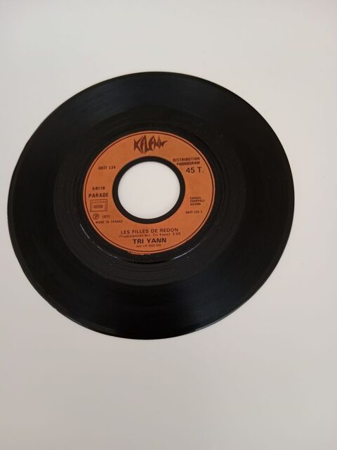45 tours TRI YANN Les filles de Redon 41 Sautron (44)