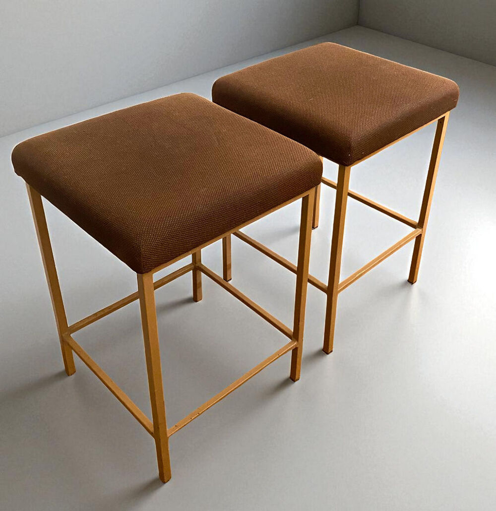 Lot de deux grands tabourets vintage Meubles