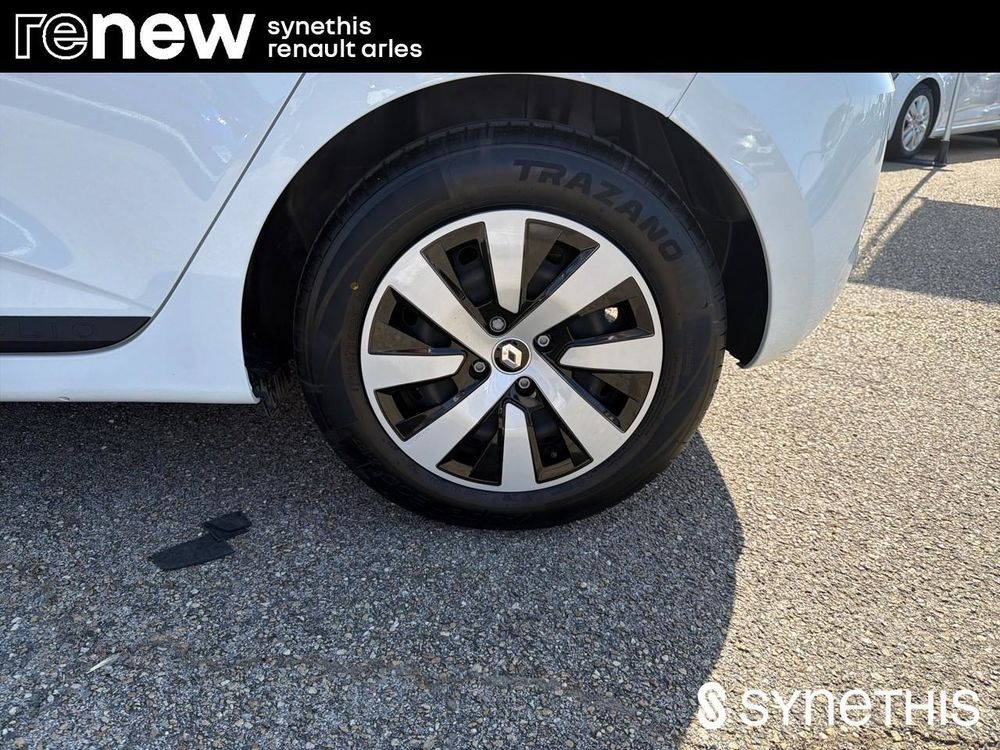 Clio V Clio E-Tech full hybrid 145 Equilibre 2023 occasion 13200 Arles