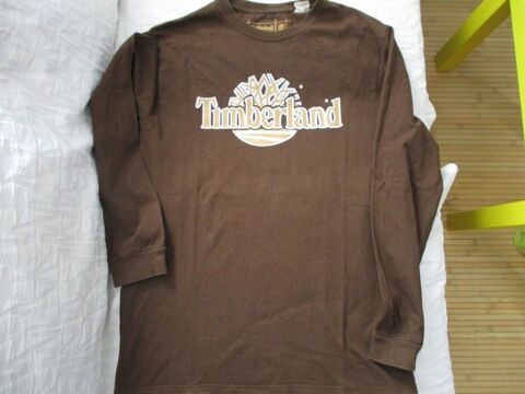 T SHIRT TIMBERLAND TAILLE L 20 Lognes (77)
