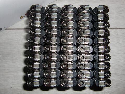 Lot de 50 briquets noirs avec dcapsuleur intgr 75 Rueil-Malmaison (92)
