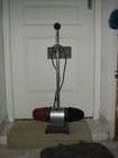 CIREUSE A CHAUSSURES ELECTRIQUE TRES BON ETAT
50 Aubagne (13)