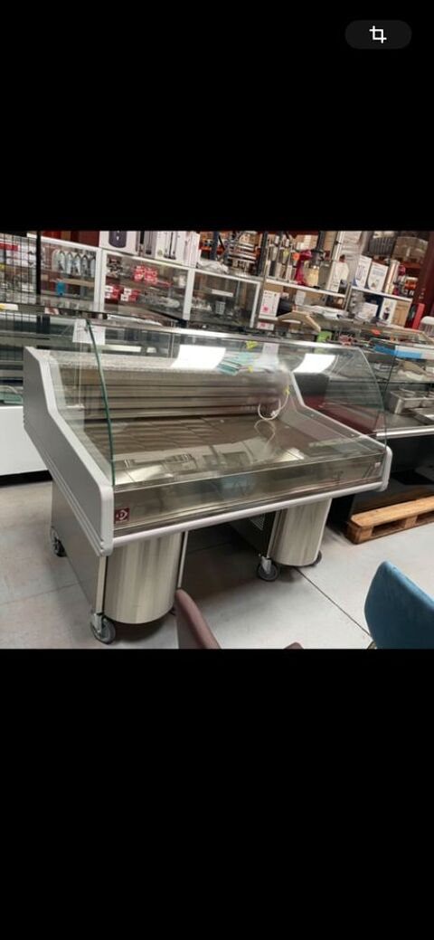 vitrinne r&eacute;frig&eacute;r&eacute;e sur roulettes 2900 06250 Mougins