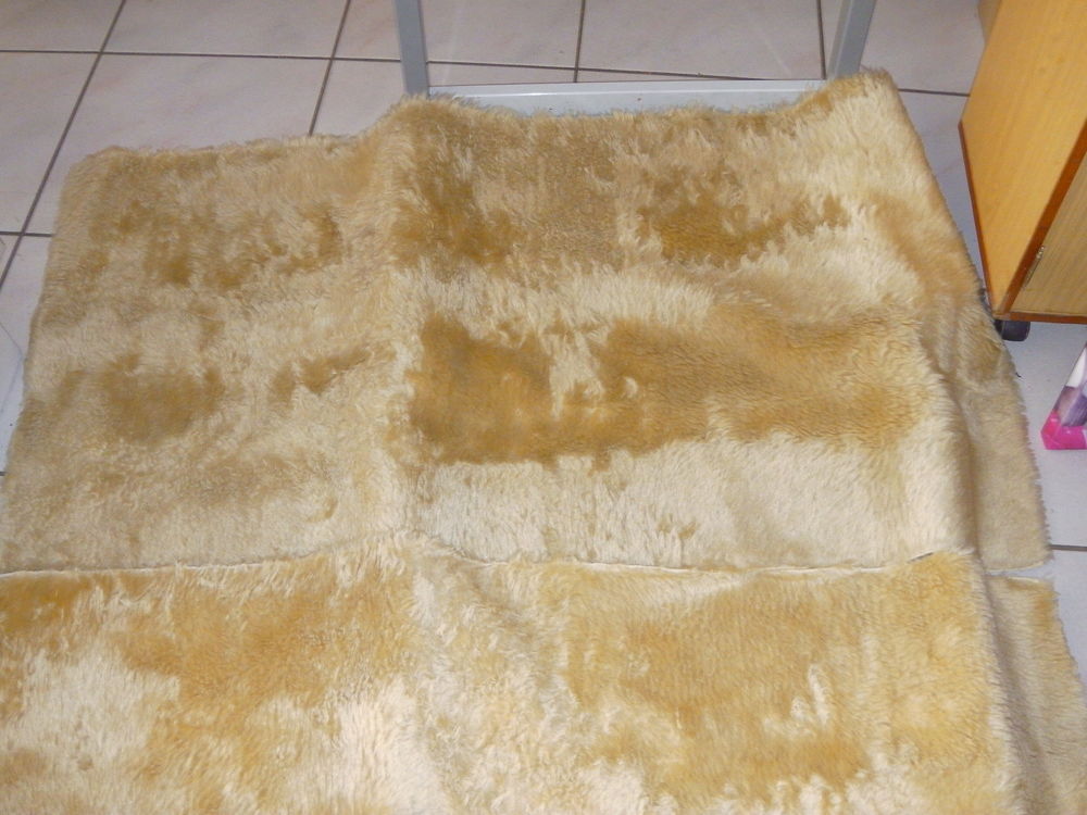 2 tapis ou descente de lit 65x 120 cm Décoration
