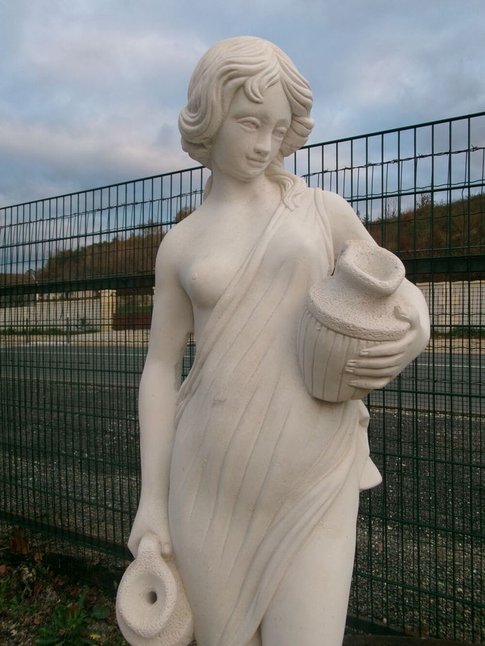 Statue femme aux cruches, en pierre reconstitu&eacute;e Décoration