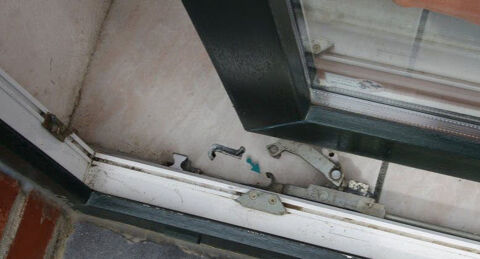 Baie coulissante &agrave; translation cass&eacute;e ou bloqu&eacute;e ?! 0 62000 Arras