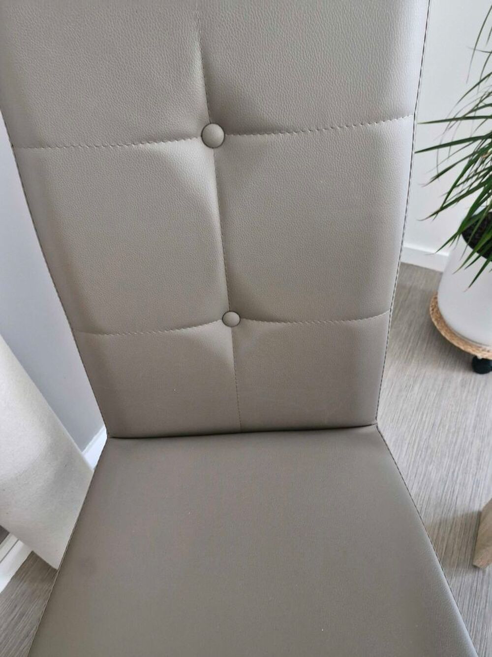 lot de 4 chaises Meubles