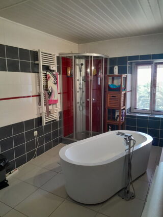  Chambre à louer 6 pièces 270 m² Puzieux