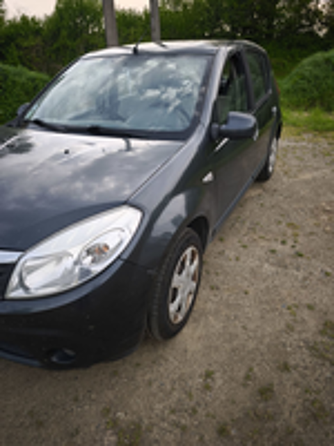 Sandero 1.5 dCi 85 eco2 Laur&eacute;ate 2010 occasion 22140 B&eacute;gard