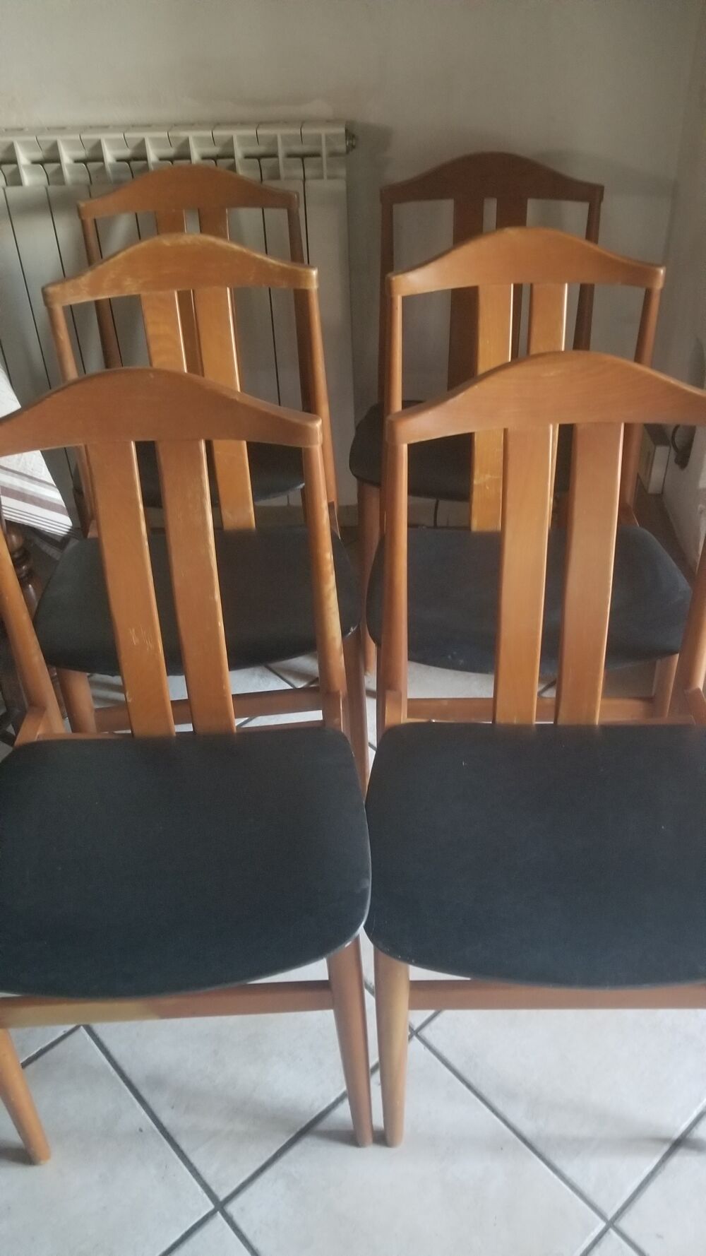 Table et chaises Casala modell Meubles