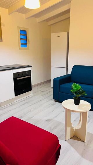 Appartement à louer 1 pièce 50 m²