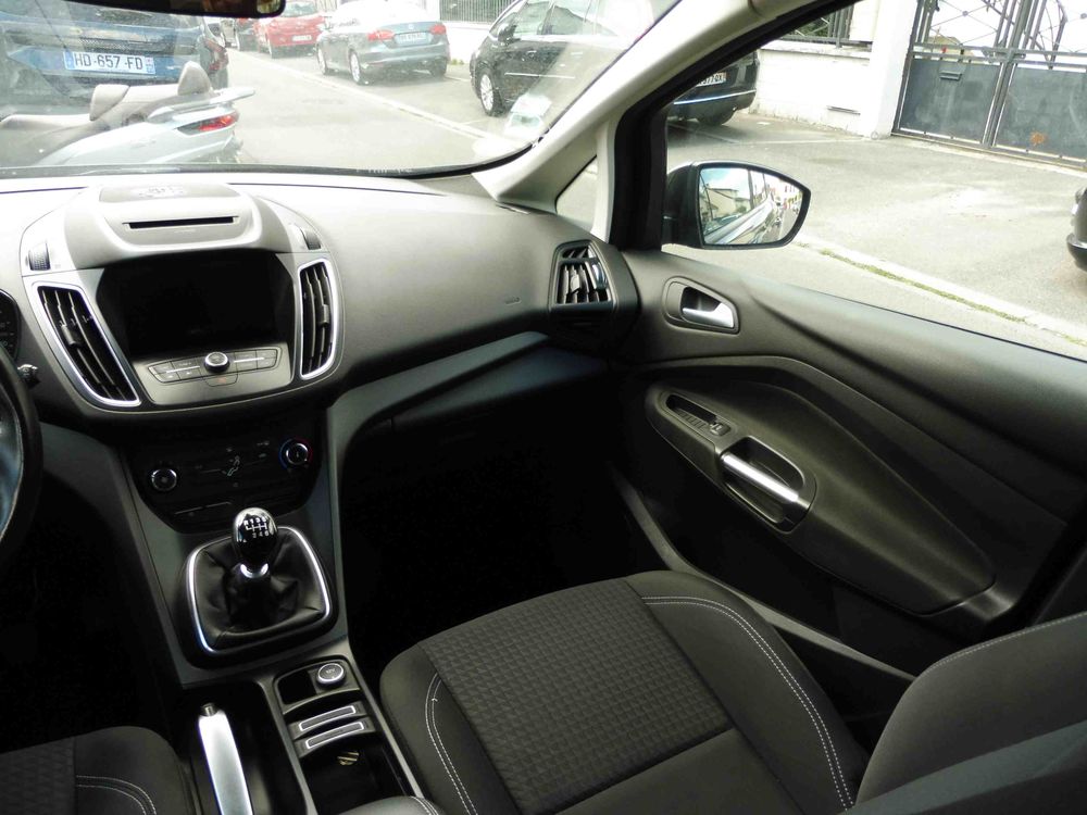 C-max C-MAX 1.5 TDCi 120 S&S Business Nav 2015 occasion 93430 Villetaneuse