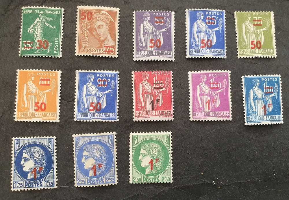 Timbres France s&eacute;rie 476 &agrave; 493 neufs 