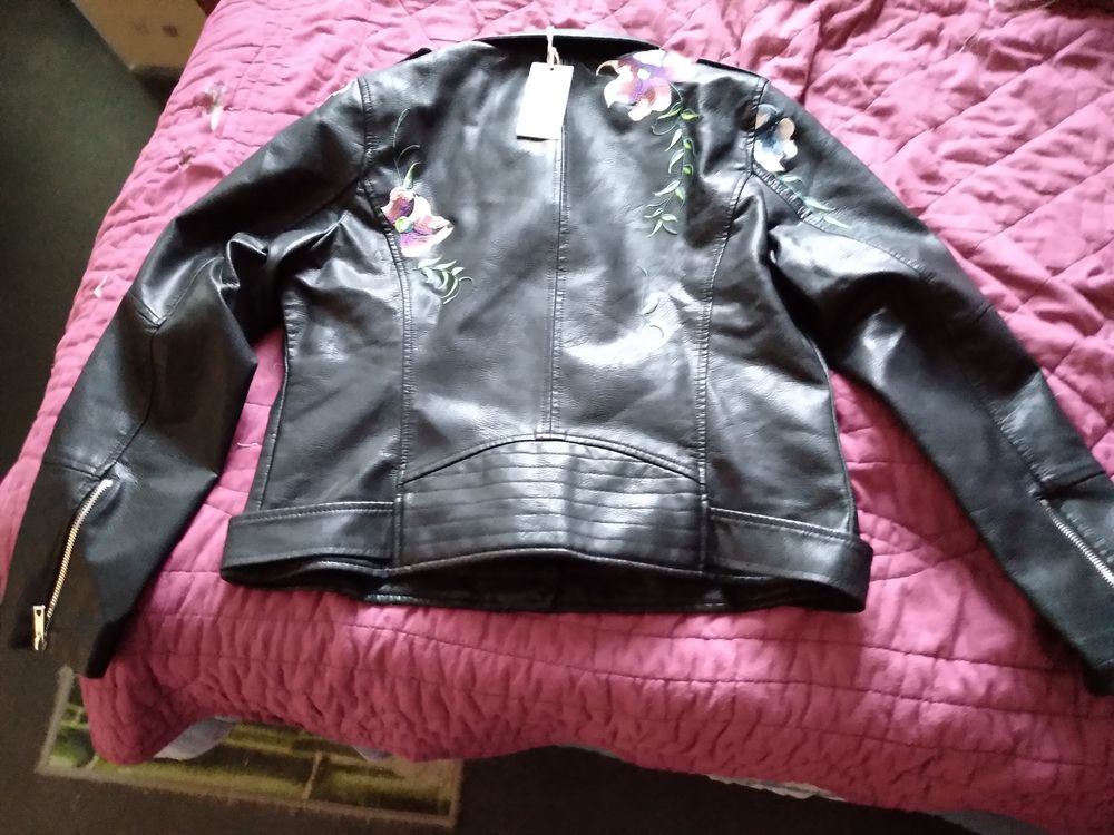 Blouson de cuir noir Vêtements