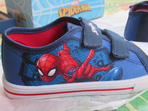 baskets MARVEL - SPIDERMAN - pointure 32 - NEUFS 0 Elne (66)