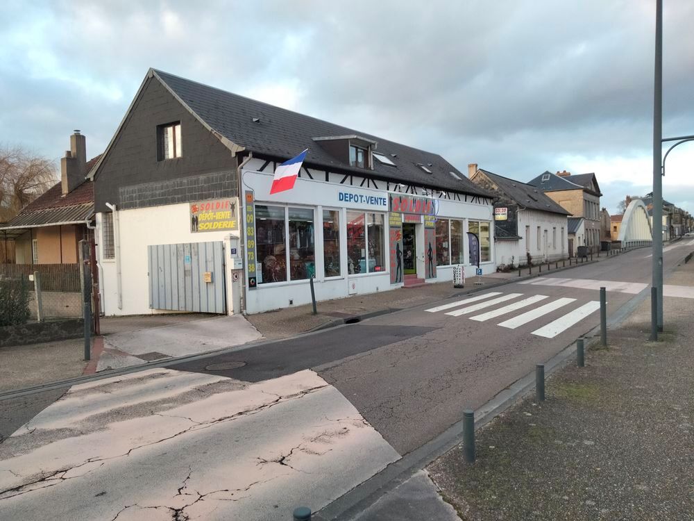 Vente Immeuble Immeuble de 740 m² avc appart.de 140 m² et 210 m² de magasin Saint-aubin-lès-elbeuf