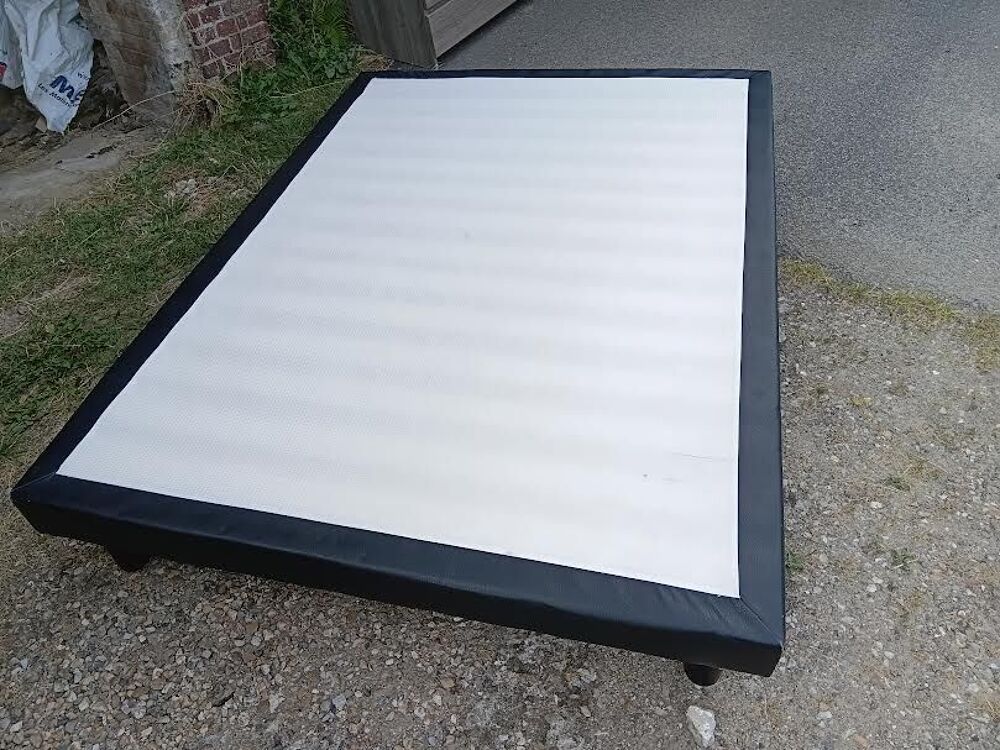 SOMMIER TAPISSIER 140 X 190 Meubles