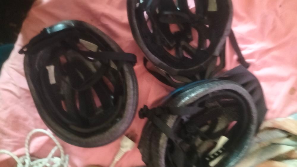 Casques V&eacute;lo trotinette adulte taille L tr&egrave;s bon &eacute;tat Sports