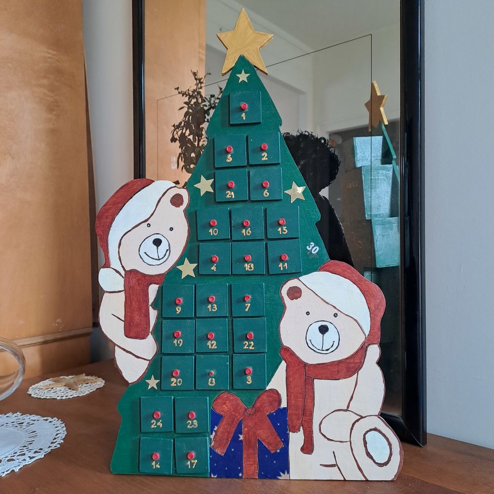 CALENDRIER DE L'AVENT EN BOIS Jeux / jouets
