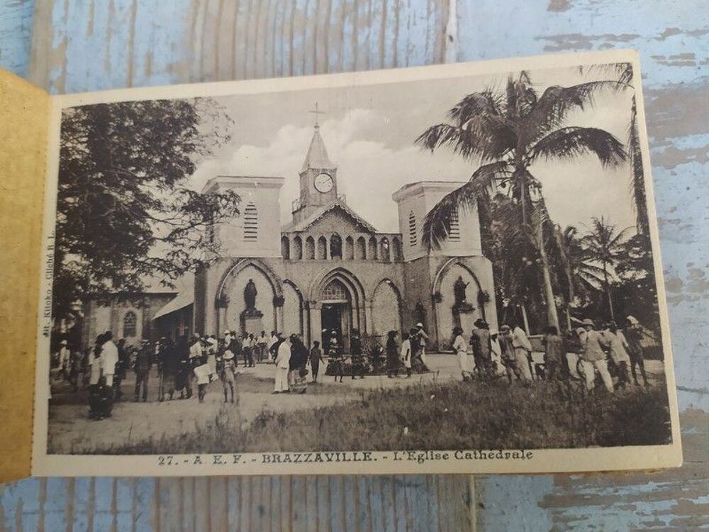Album 25 Cartes Postales Anciennes Afrique Brazzaville 
