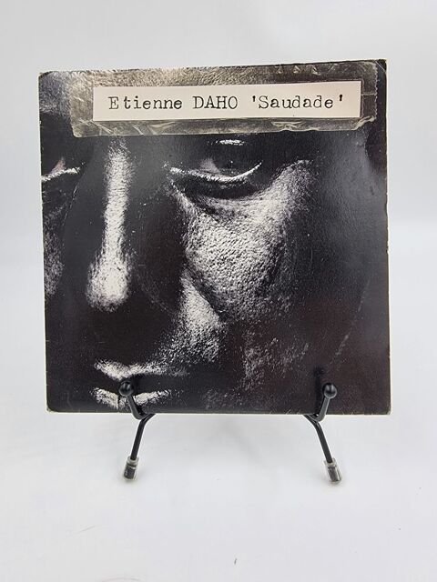 Vinyle 45 tours Etienne Daho (Saudade) avec fourreau 9 Vulbens (74)