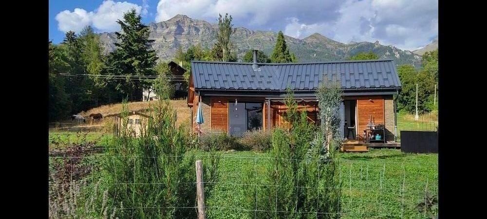 Vente Maison Maison lumineuse de 54, 41 m2 sur beau terrain de 799 m2 Saint-julien-en-champsaur