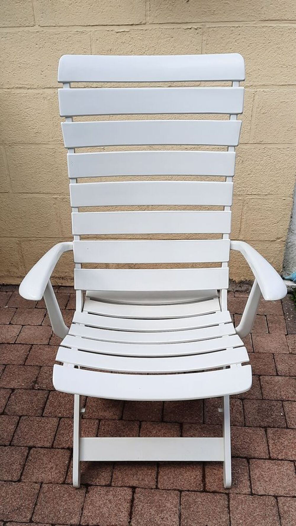 Chaise longue et chaises de jardin Meubles