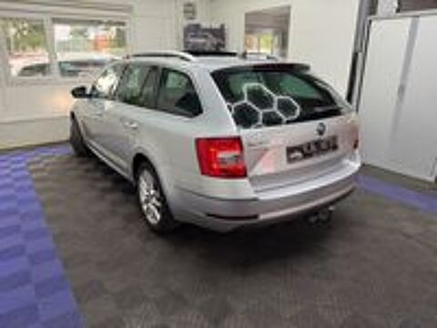 Octavia Combi 2.0 TDI 150 ch SCR DSG7 CLEVER (7 CV) 2019 occasion 69120 Vaulx-en-Velin
