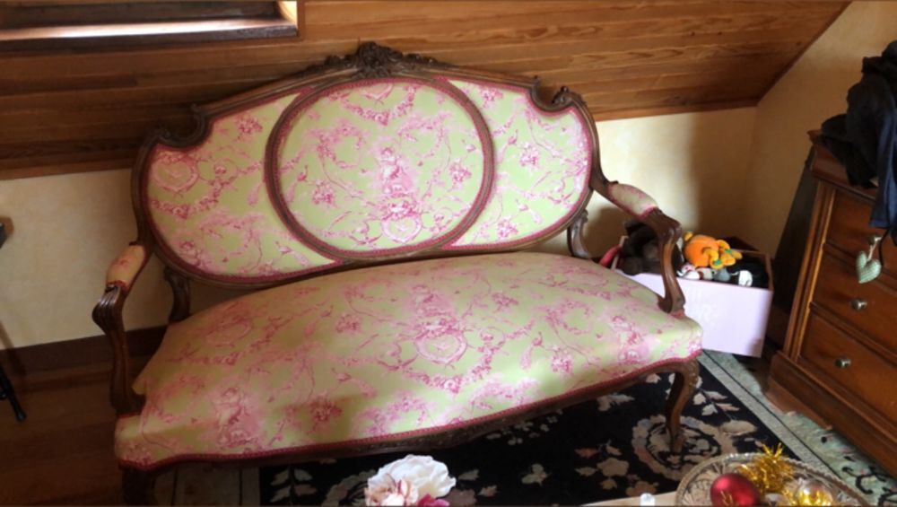 salon louis Philippe refait &agrave; neuf Meubles