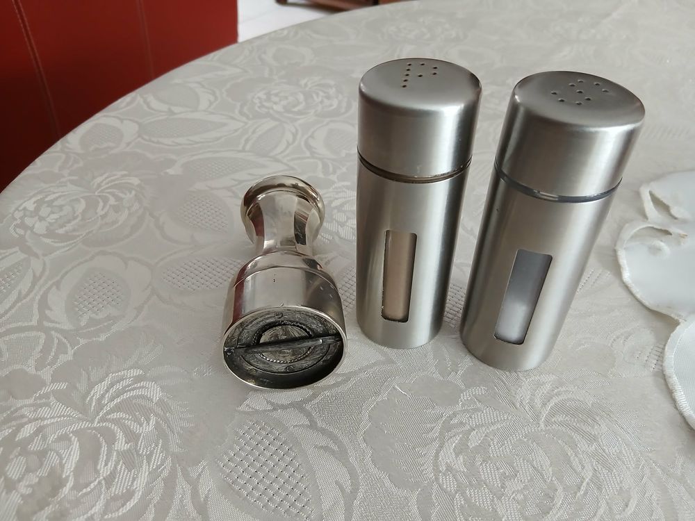  Sali&egrave;re, poivri&egrave;re inox, moulin &agrave; poivre ancien inox lourd Electroménager