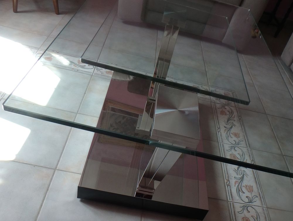 Table basse en verre pied en acier comme neuve Jardin