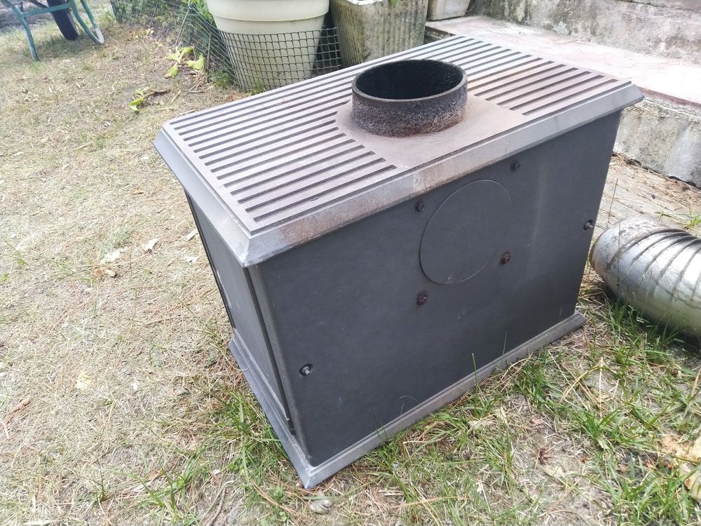 Po&ecirc;le &agrave; bois Bricolage