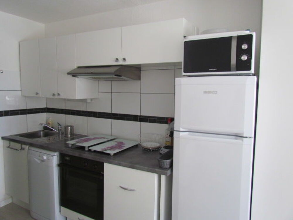   Appartement 33 m2 à 150 m de la mer Provence-Alpes-Côte d'Azur, La Londe-les-Maures (83250)