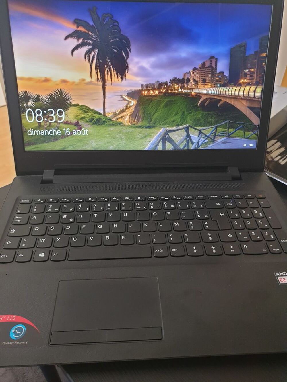 Ordinateur portable Lenovo Matériel informatique
