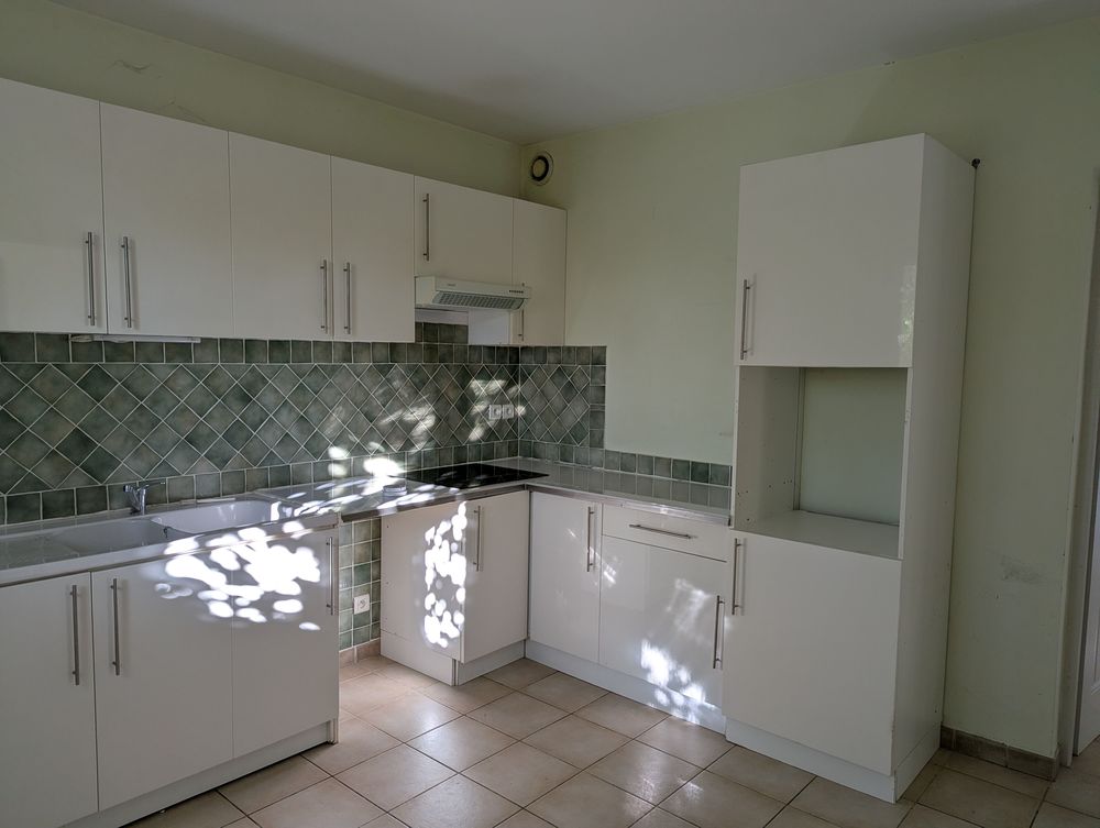 Location Villa L'isle sur Sorgue, villa récente F4 avec parking, jardin L'isle-sur-la-sorgue