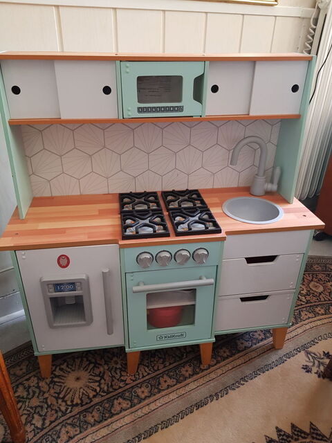 Cuisine en bois pour enfant Versailles (78)