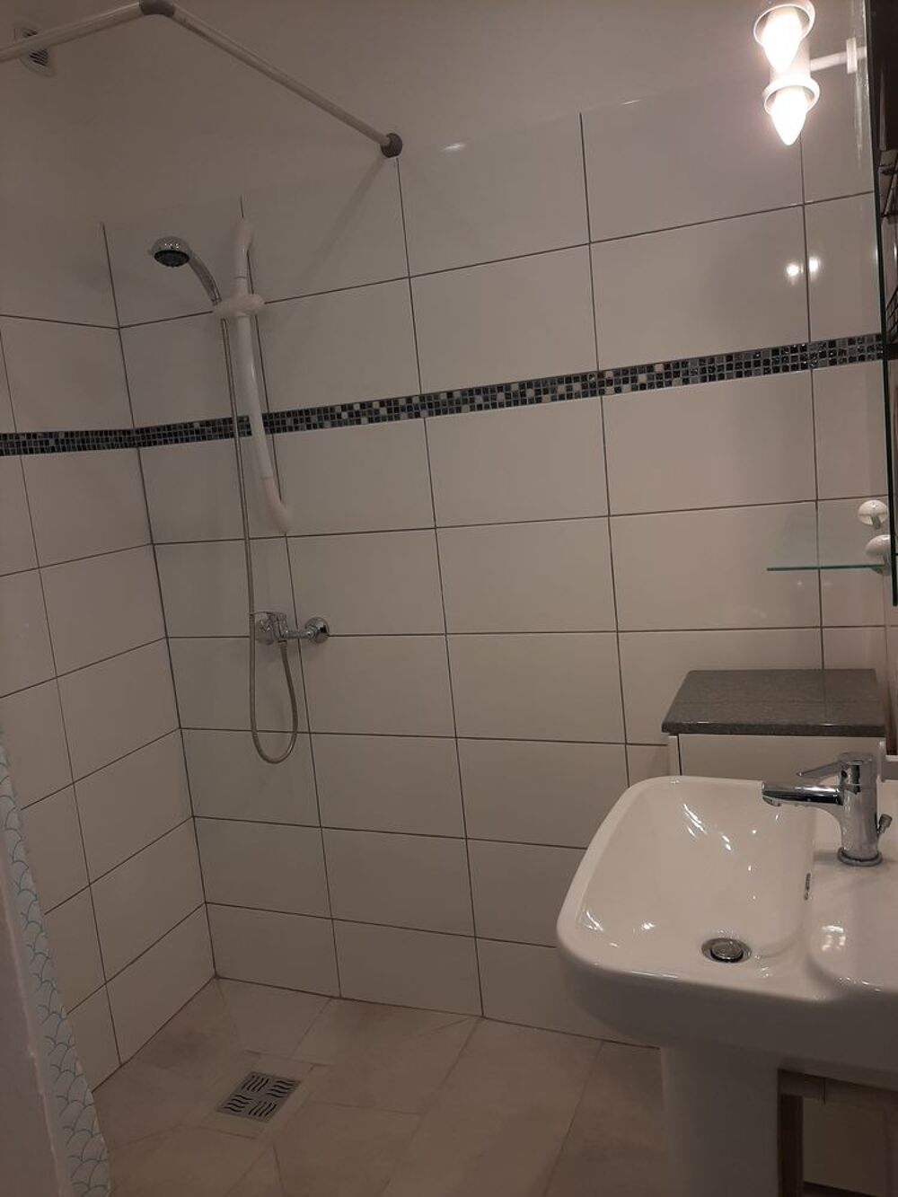 Location Appartement Chambéry 2 chambres + cuisine meublées 49m2 Chambéry